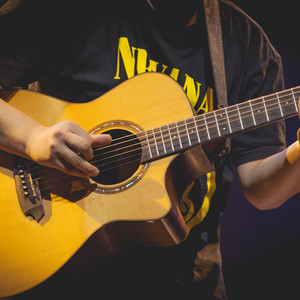 粉嫩小泬没有毛小便是正常吗
